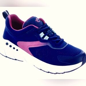 Easy Spirit Wemon's Callahan Sneaker New sz 9.5 medium
